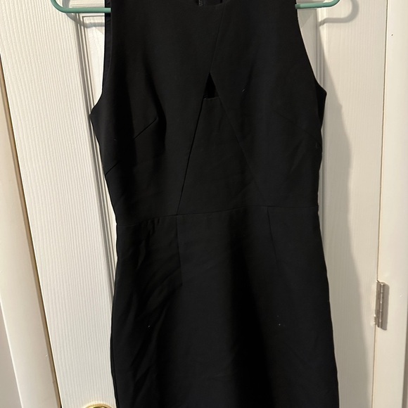 Milly A-Line Peekaboo Mini Sheath Dress in Black Size 6 Made In USA - Picture 3 of 4